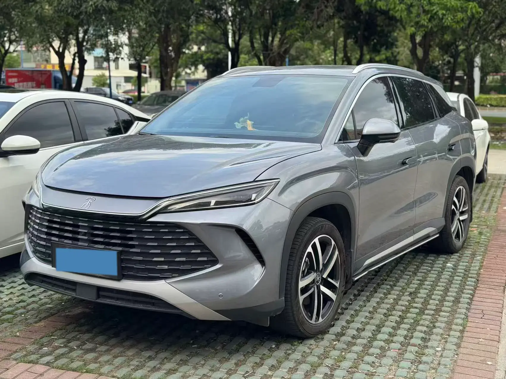 2024 BYD SONGL view 1