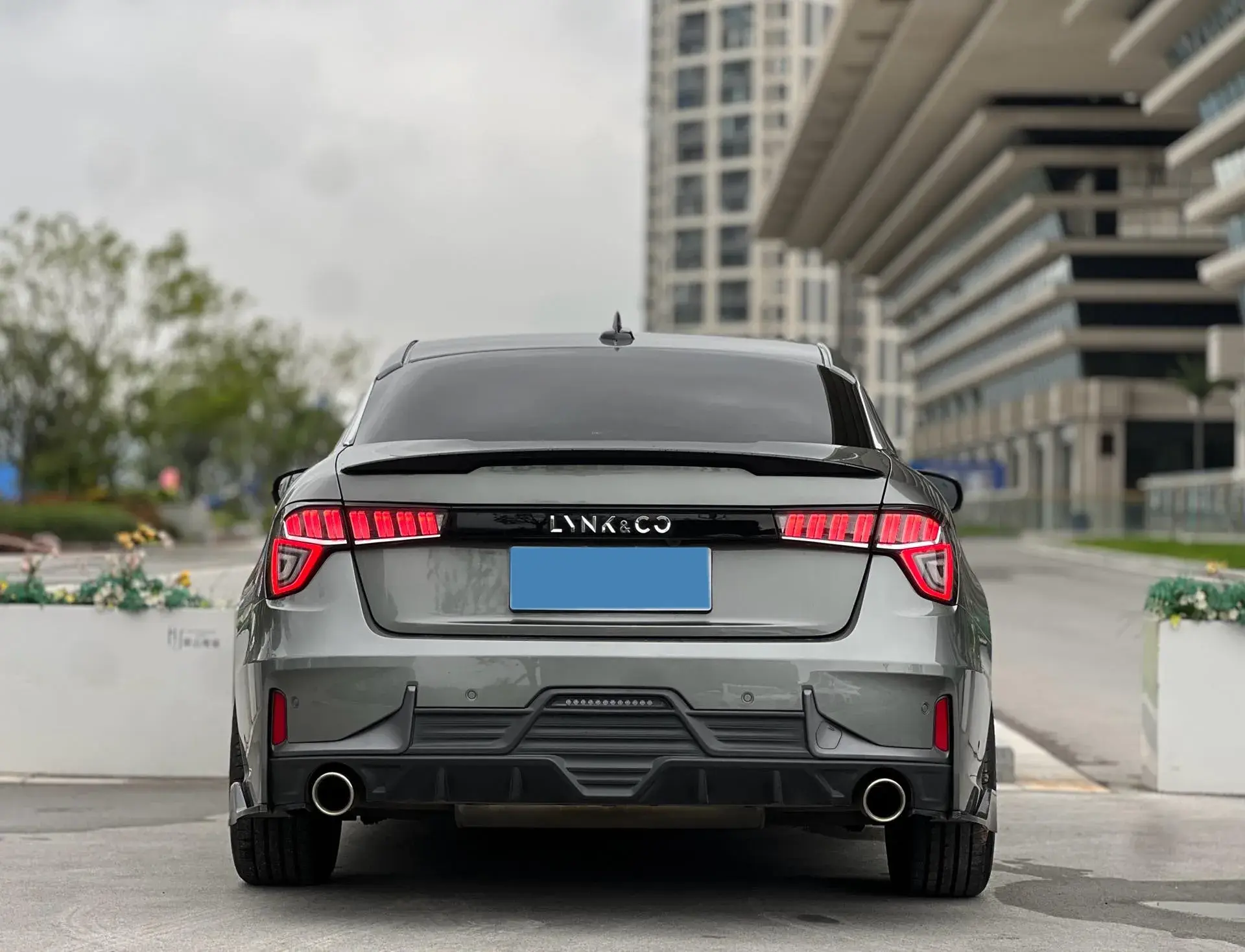 2021 LYNK&CO 03 thumbnail 4