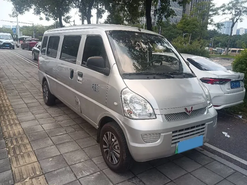 2022 WuLing RongGuang EV BEV 41.6KWH,autocango,china used car exporter,china ev exporter,chinese used car exporter,chinese used ev exporter