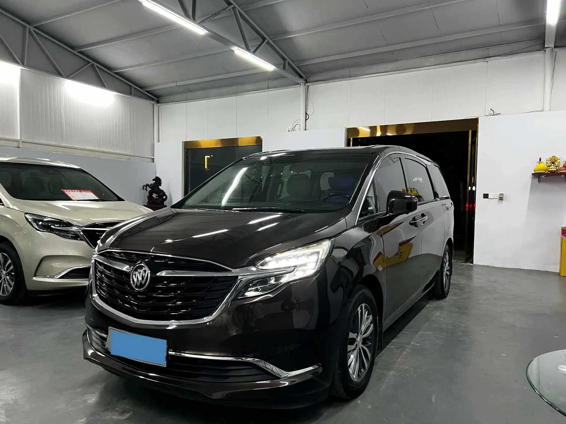 2020 BUICK GL8 view 1