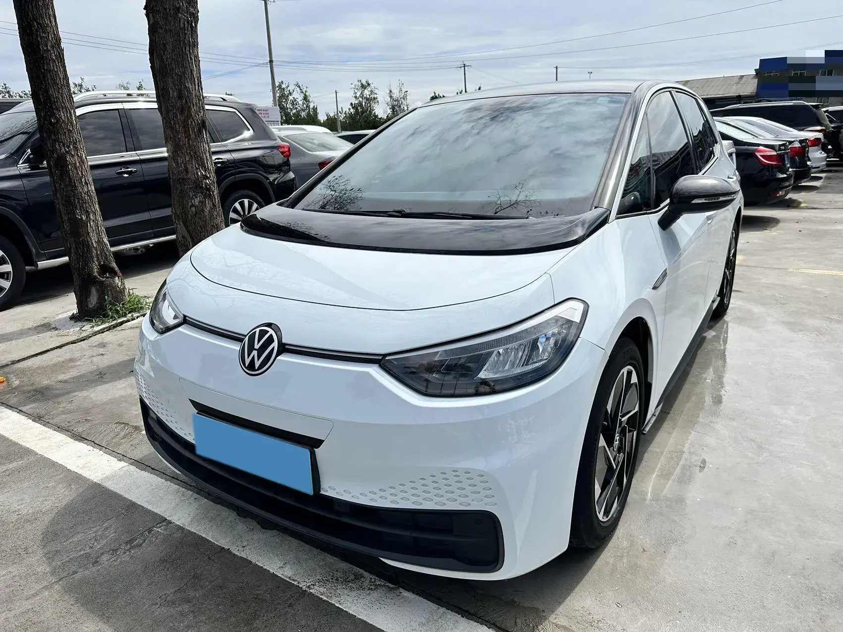 2023 VOLKSWAGEN ID.3 view 1