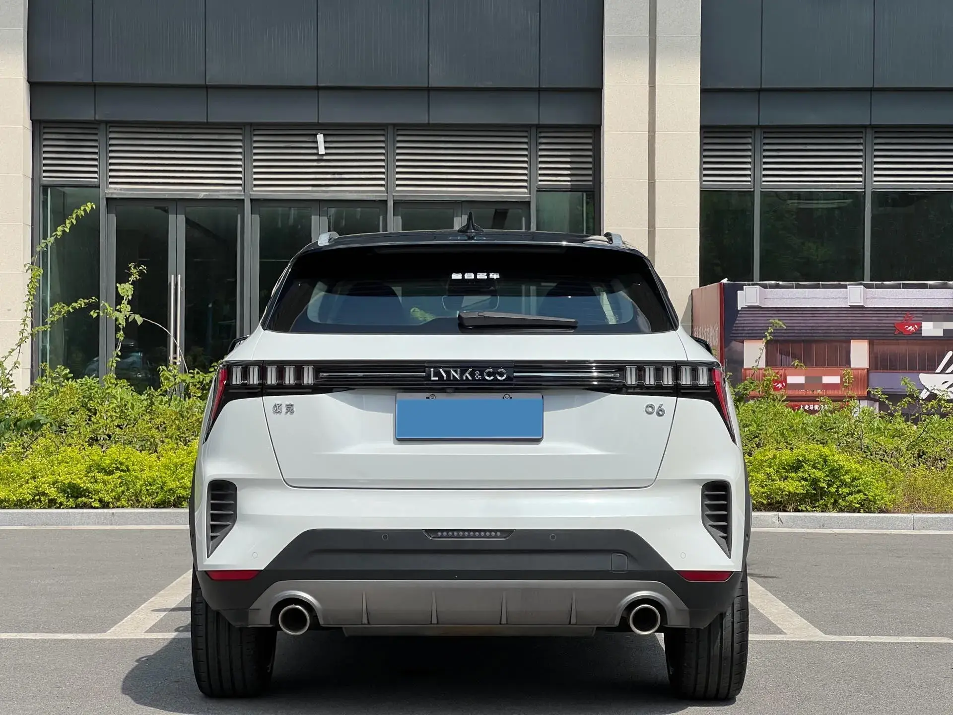 2020 LYNK&CO 06 thumbnail 4