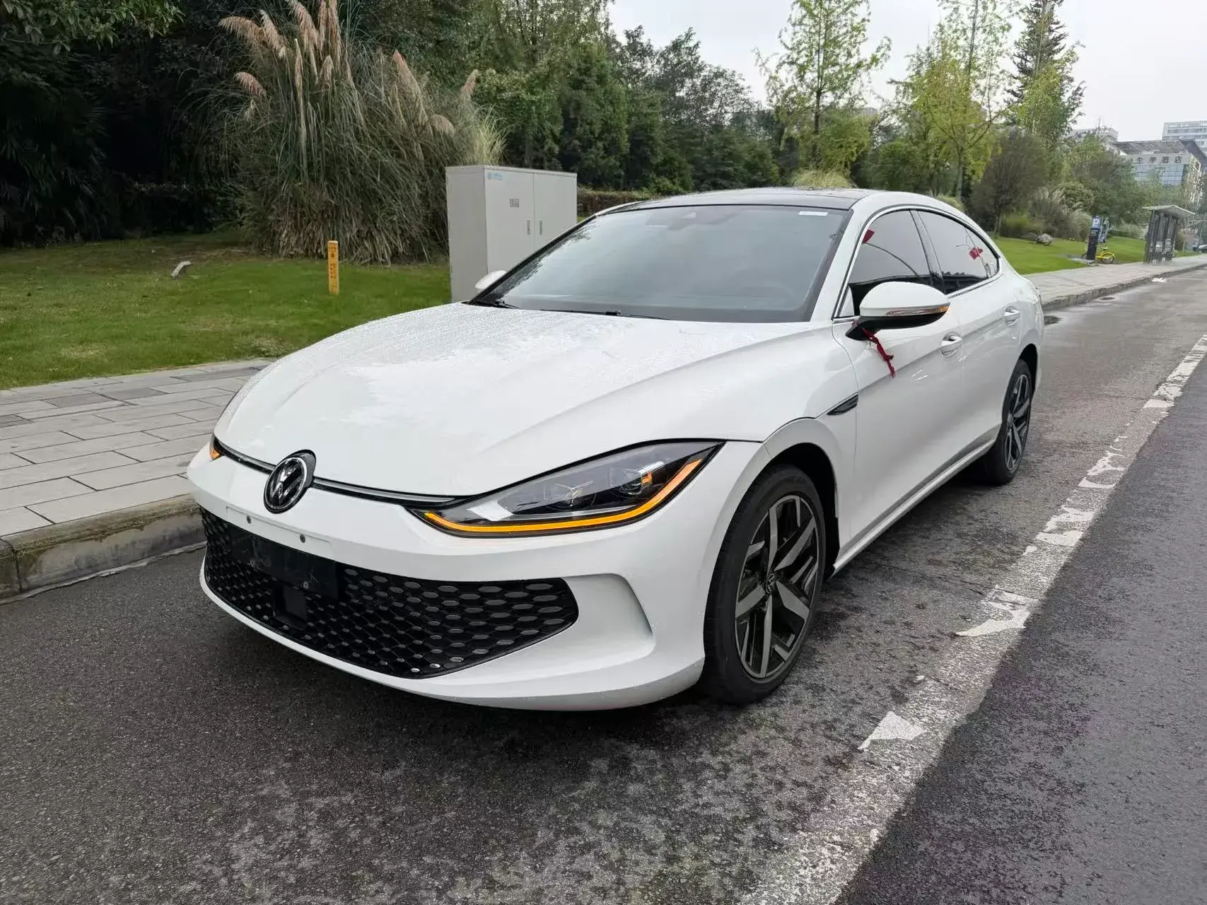 2023 VOLKSWAGEN LAMANDO view 1