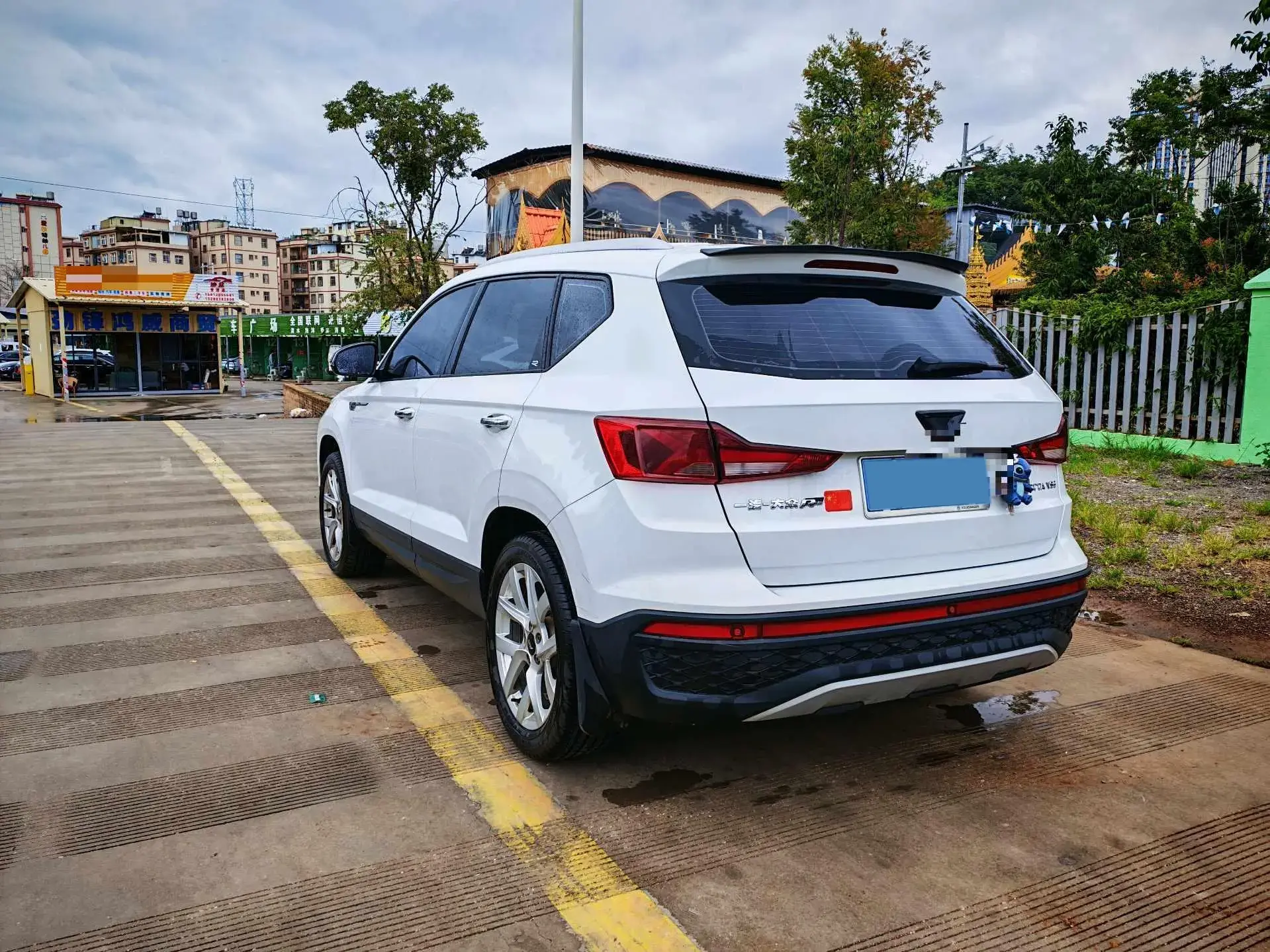 2022 JETTA VS5 thumbnail 4