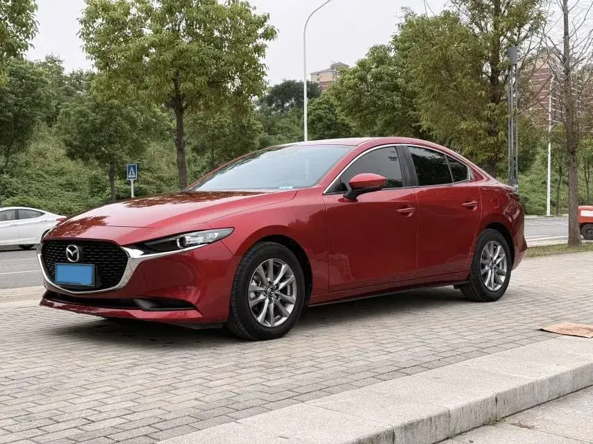 2021 Mazda 3 Axela 1.5L 117HP L4 6AT