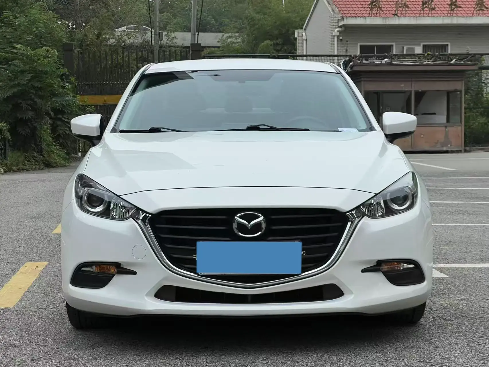 2017 MAZDA 3 thumbnail 2