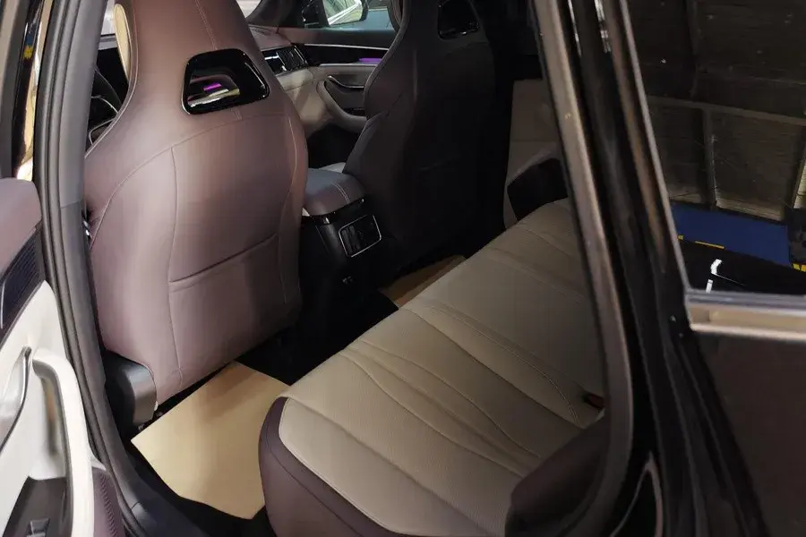 2025 BYD SONG thumbnail 3