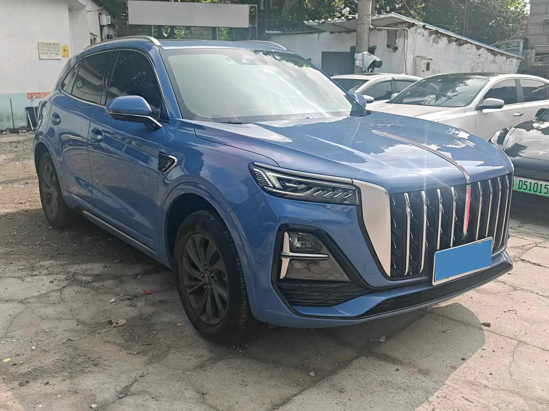 2023 HONGQI HS5 thumbnail 3