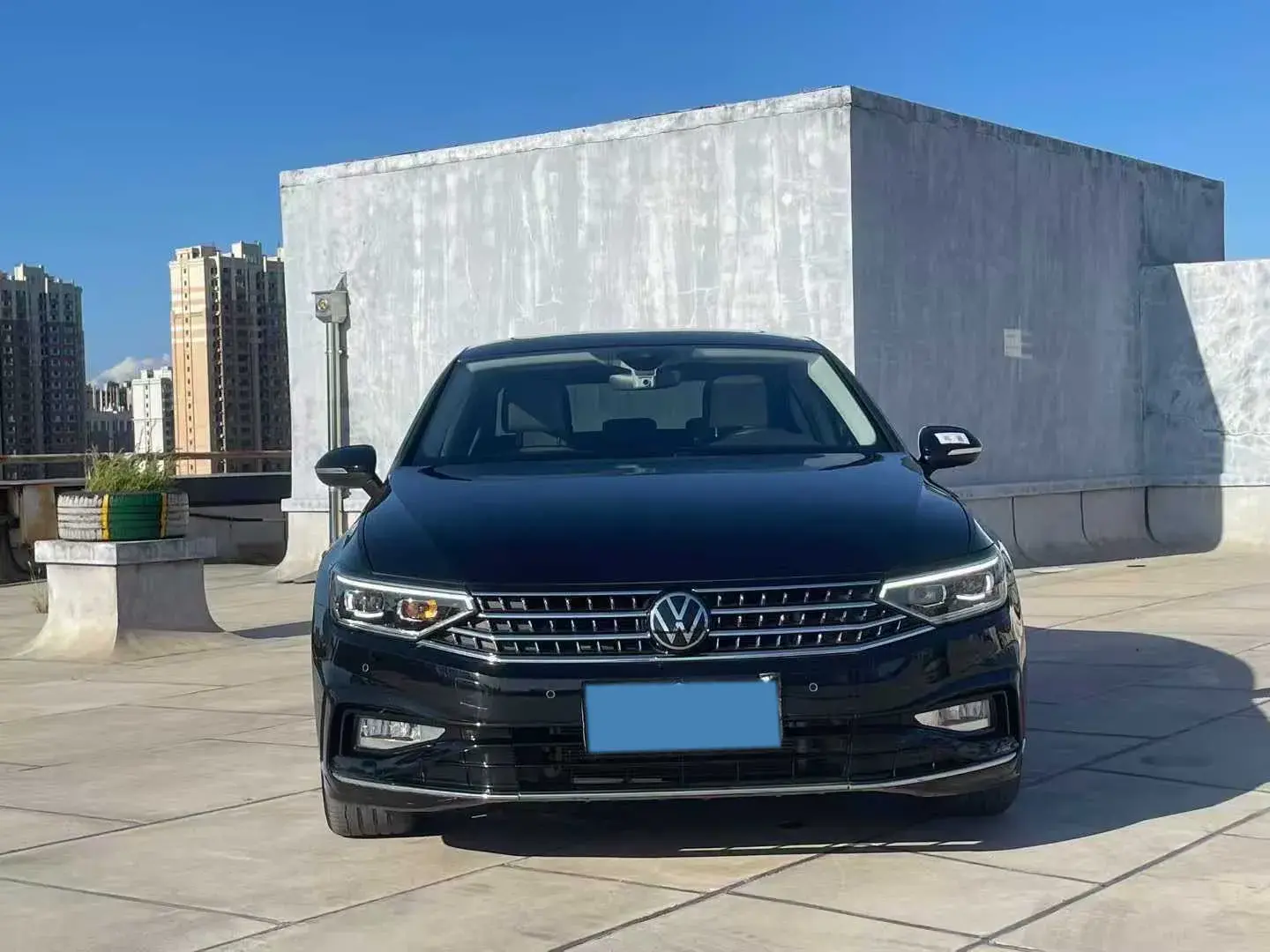 2024 VOLKSWAGEN MAGOTAN thumbnail 3