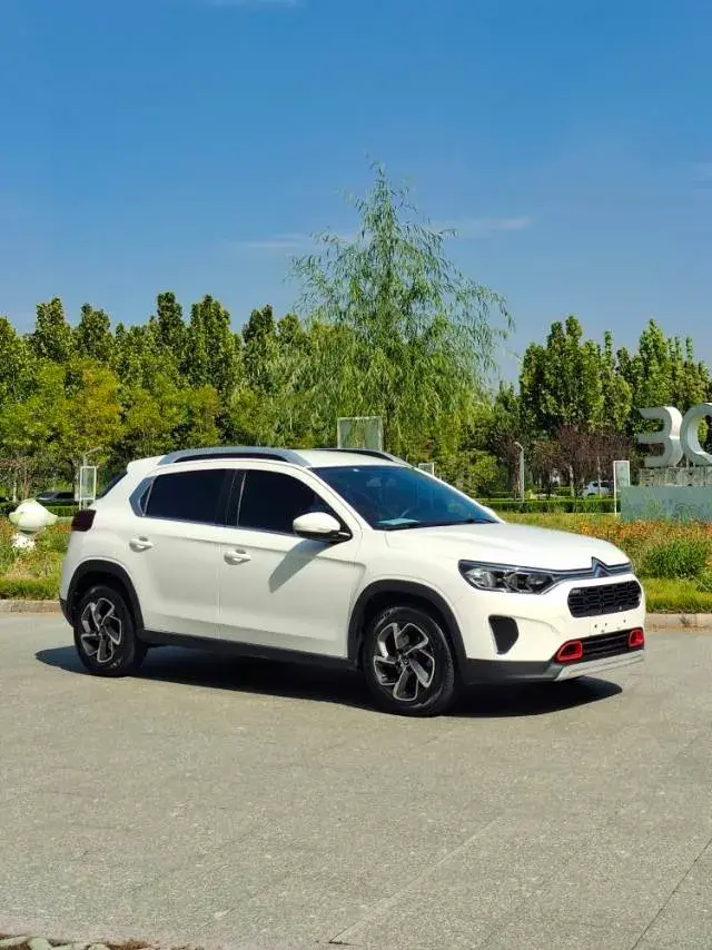 2019 CITROEN C3-XR thumbnail 2