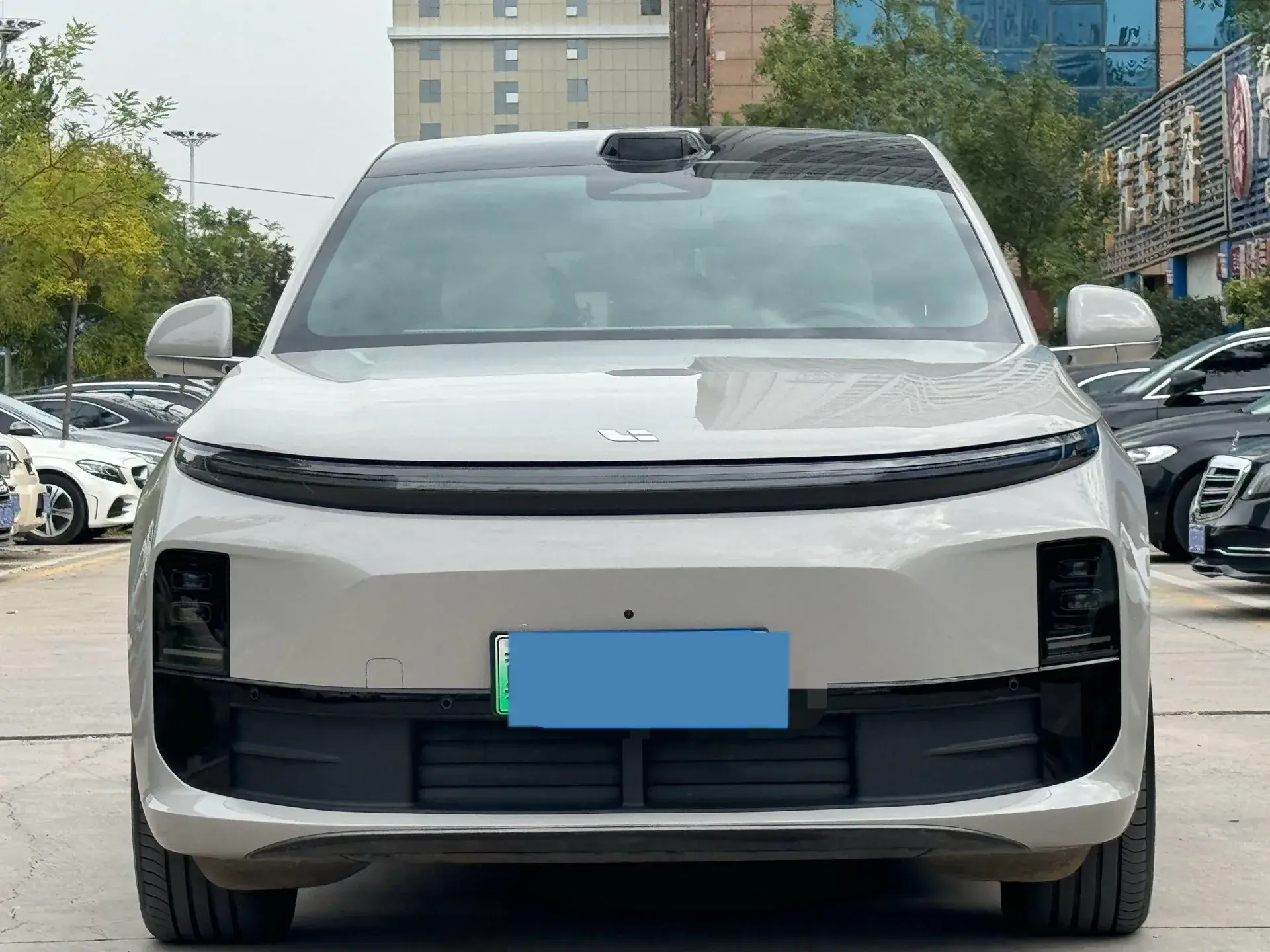 2024 LI L6 thumbnail 2