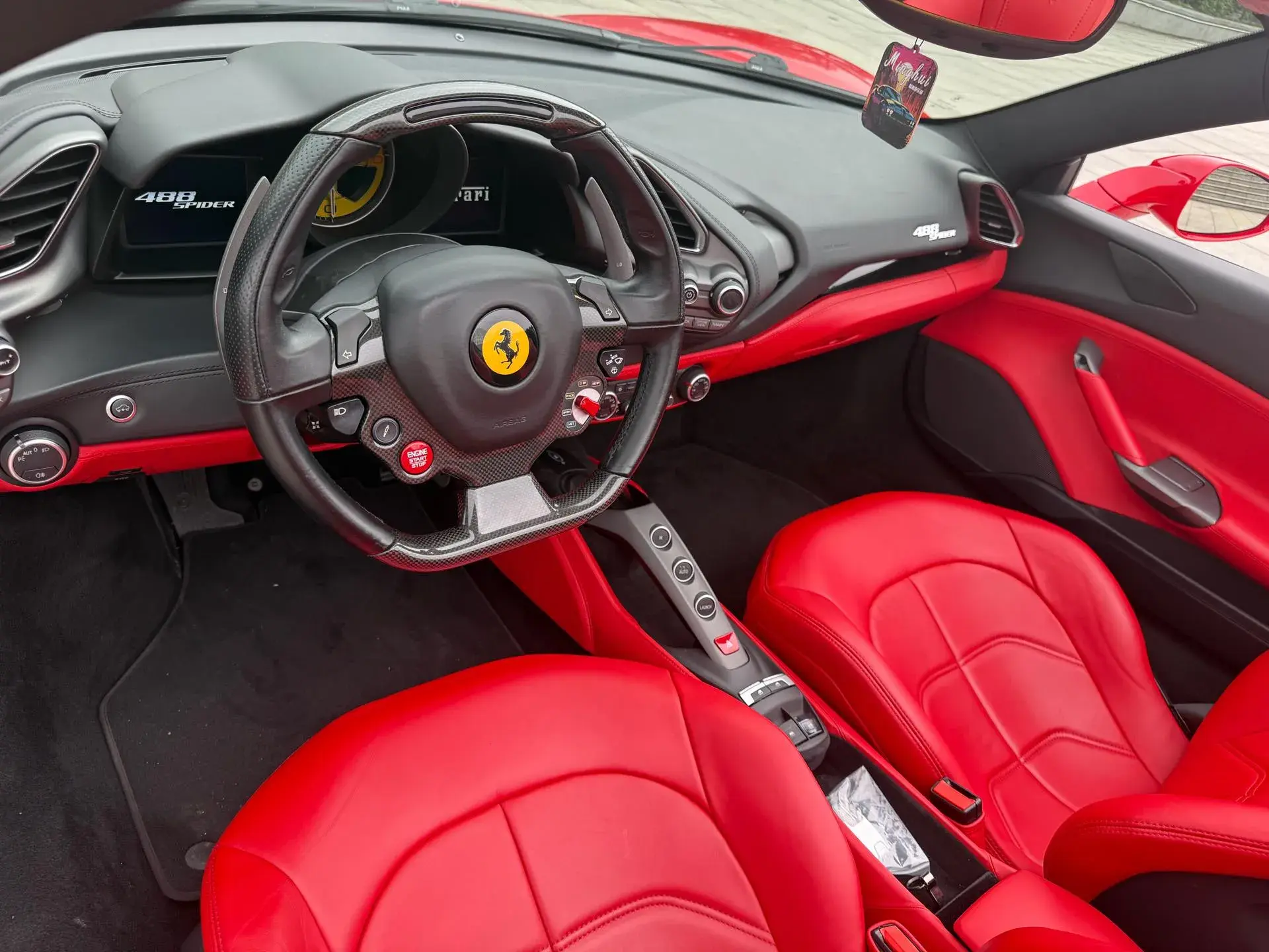 2015 FERRARI 488 thumbnail 3