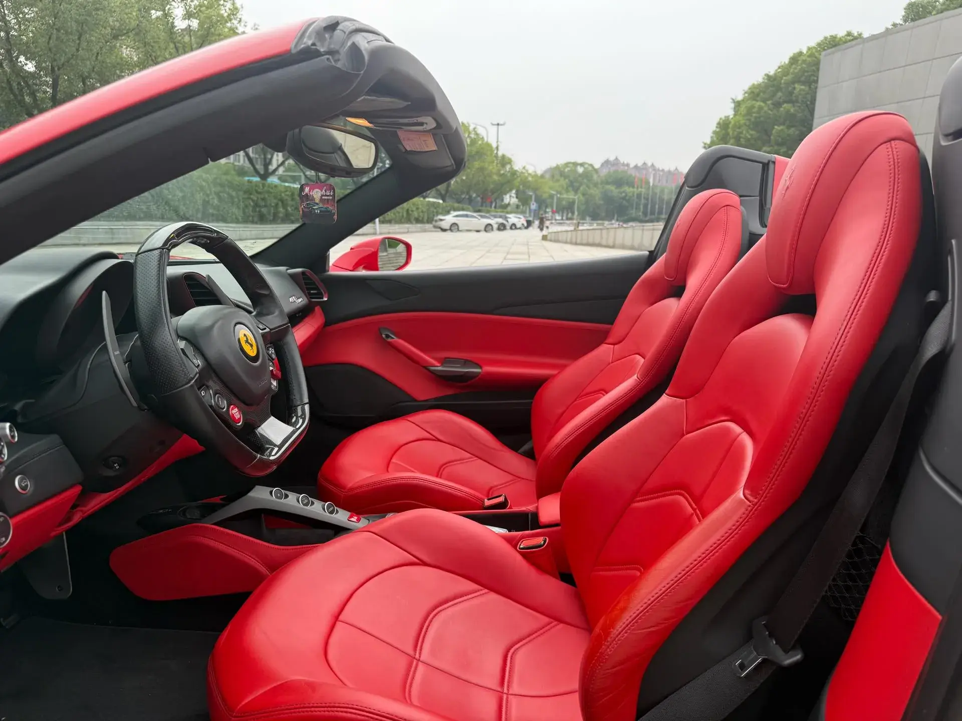 2015 FERRARI 488 thumbnail 4