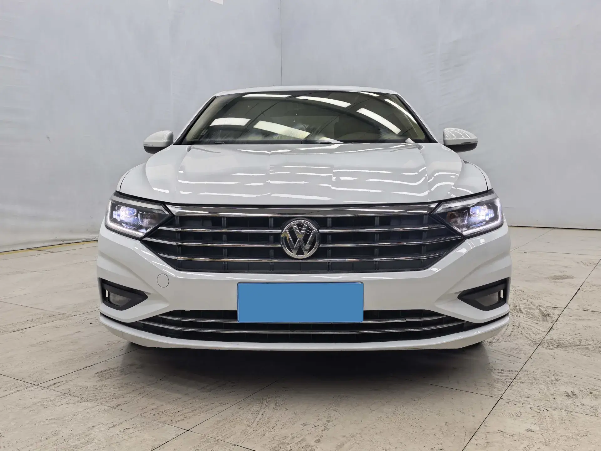 2020 VOLKSWAGEN SAGITAR thumbnail 3