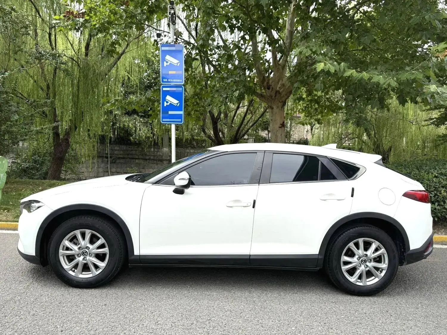 2018 MAZDA CX-4 thumbnail 3