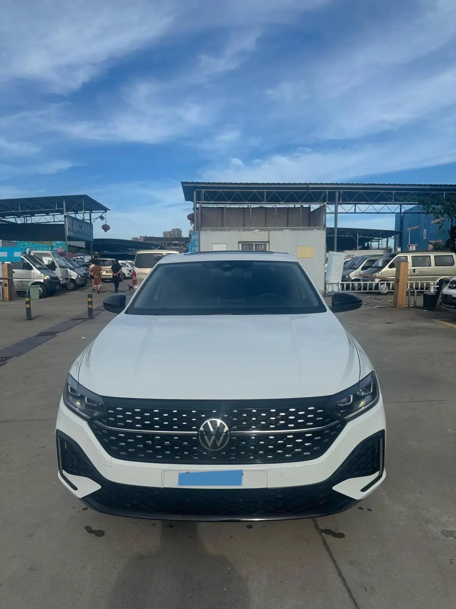 2024 VOLKSWAGEN LAVIDA thumbnail 2