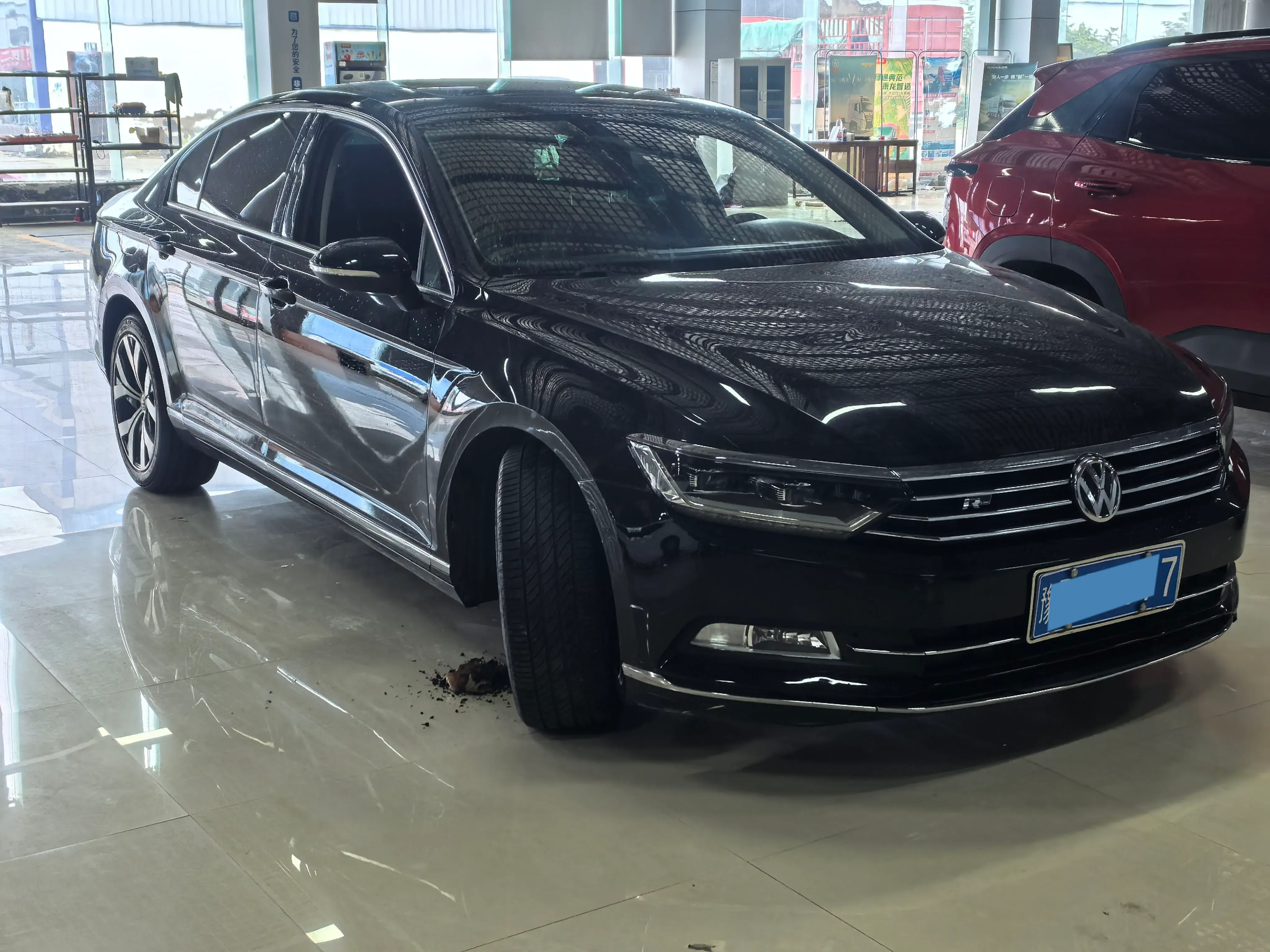 2018 VOLKSWAGEN MAGOTAN thumbnail 2