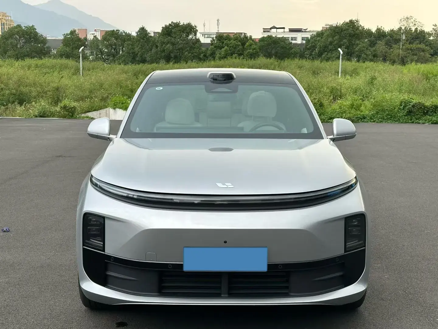 2024 LI L6 thumbnail 2