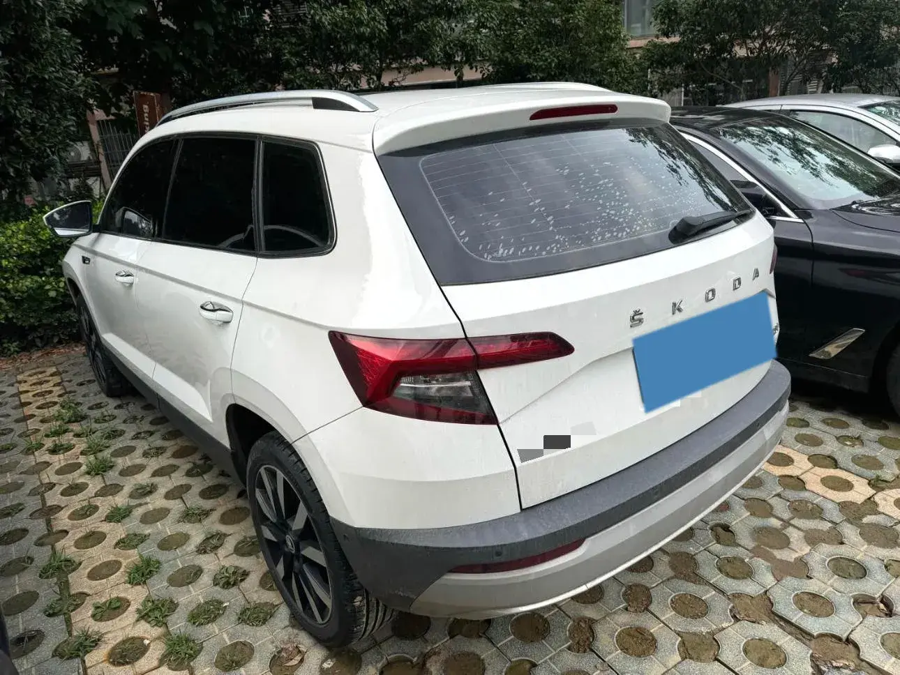 2021 SKODA KAROQ thumbnail 3