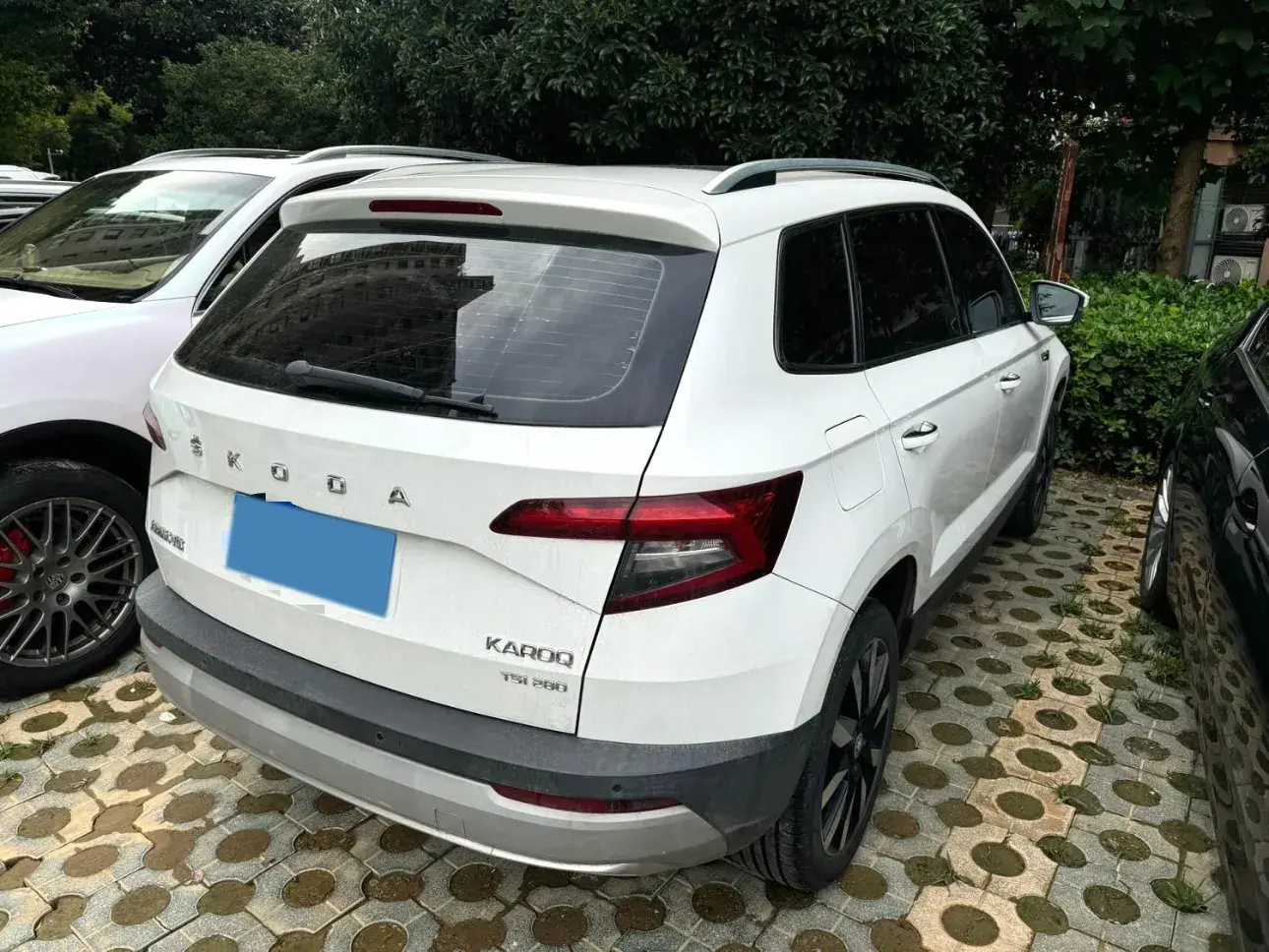 2021 SKODA KAROQ thumbnail 2