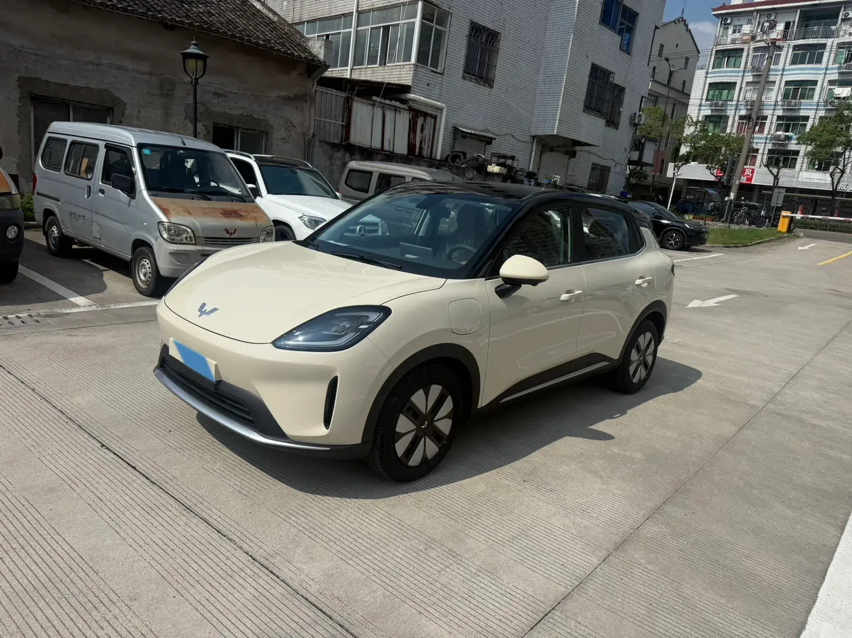 2025 WULING BINGUO view 1