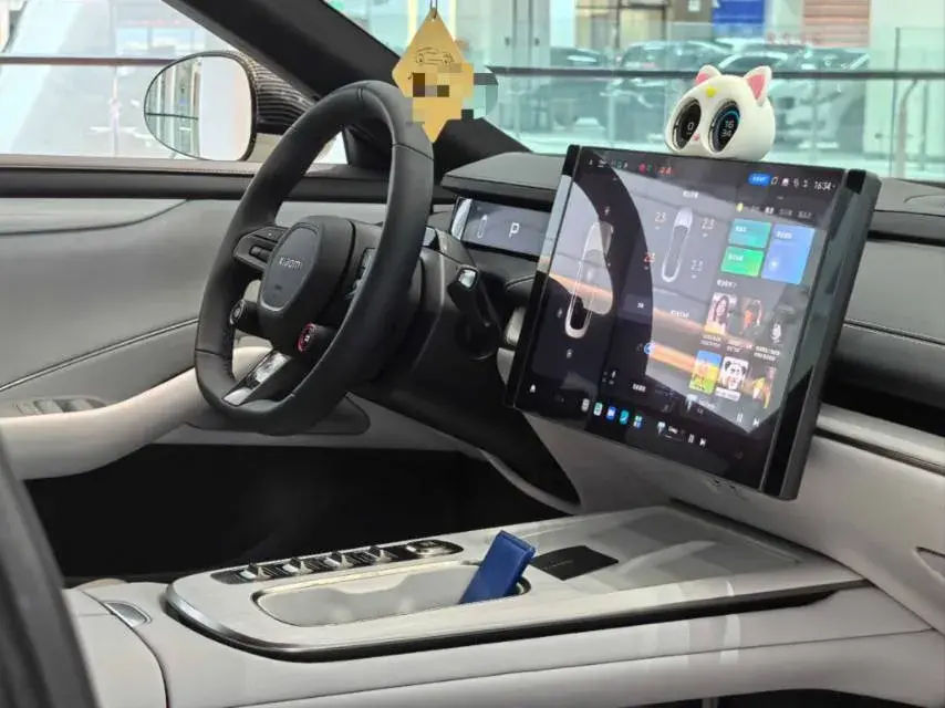 2024 MI SU7 thumbnail 4