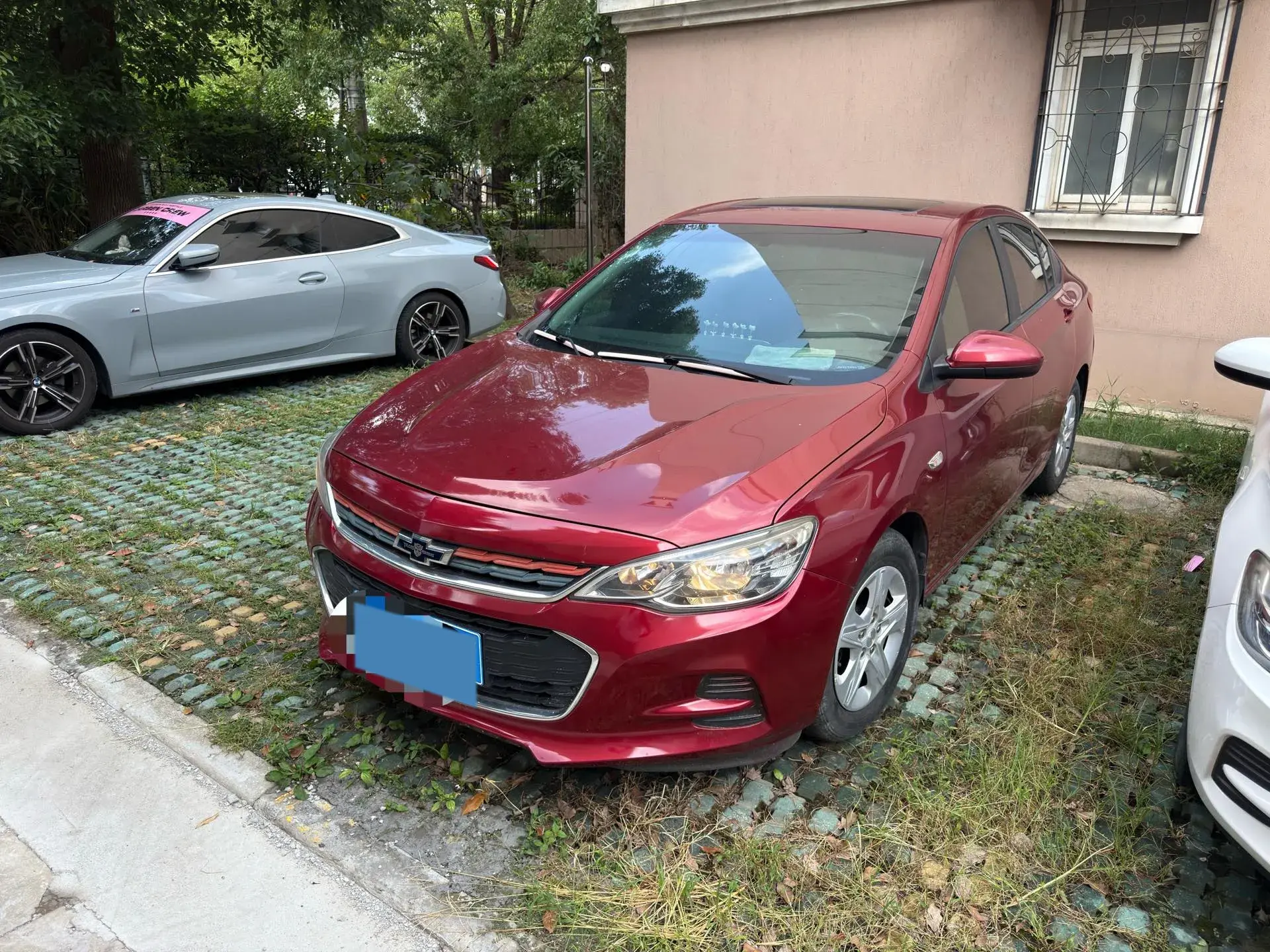 2018 CHEVROLET CAVALIER view 1