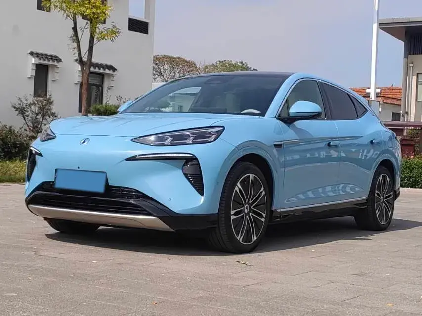 2024 DENZA N7 view 1