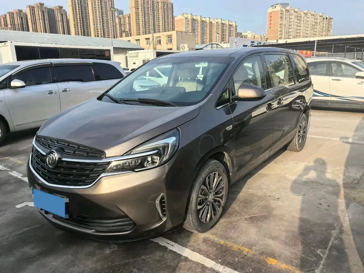 2021 BUICK GL8 view 1