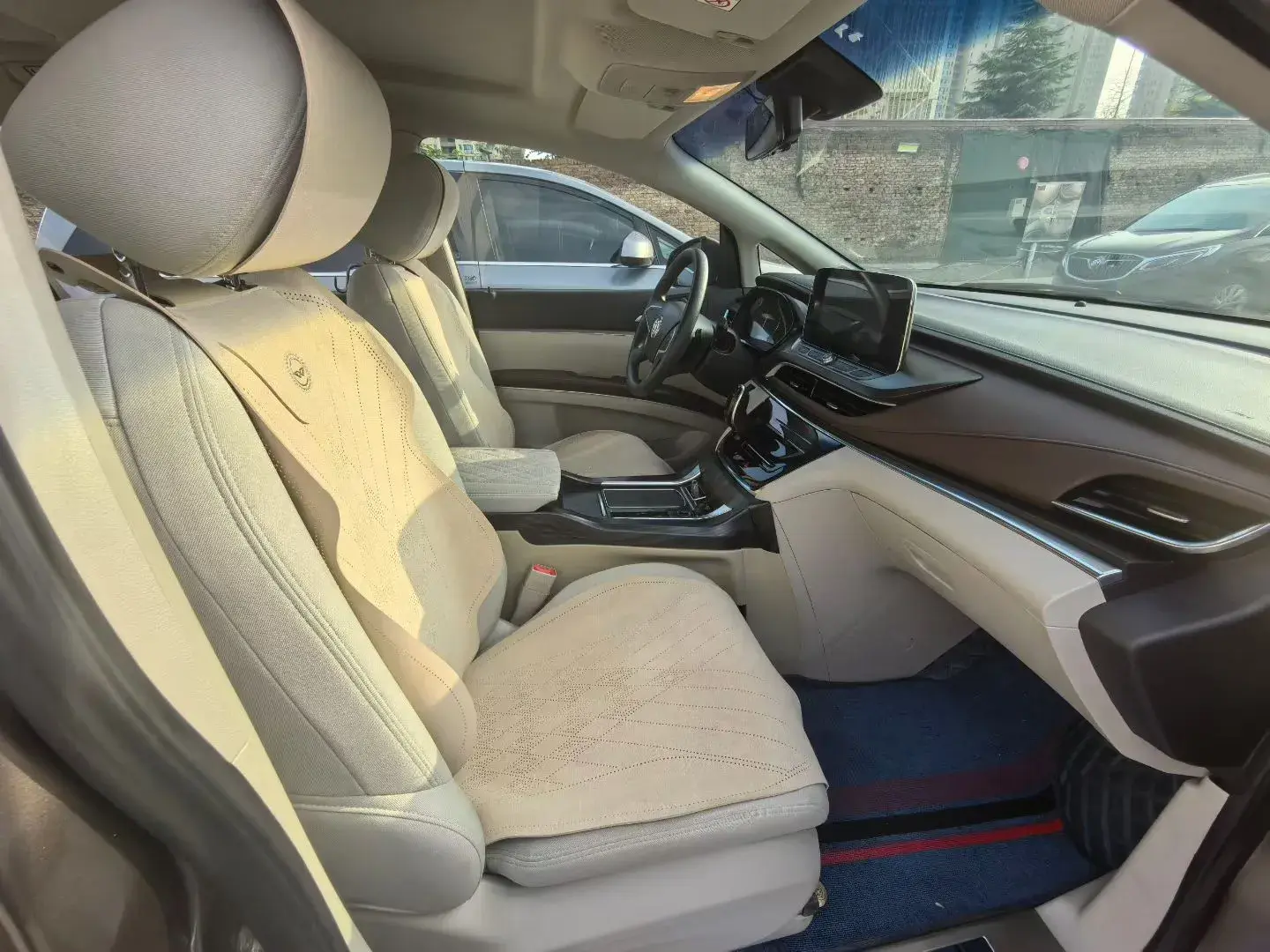 2021 BUICK GL8 thumbnail 3