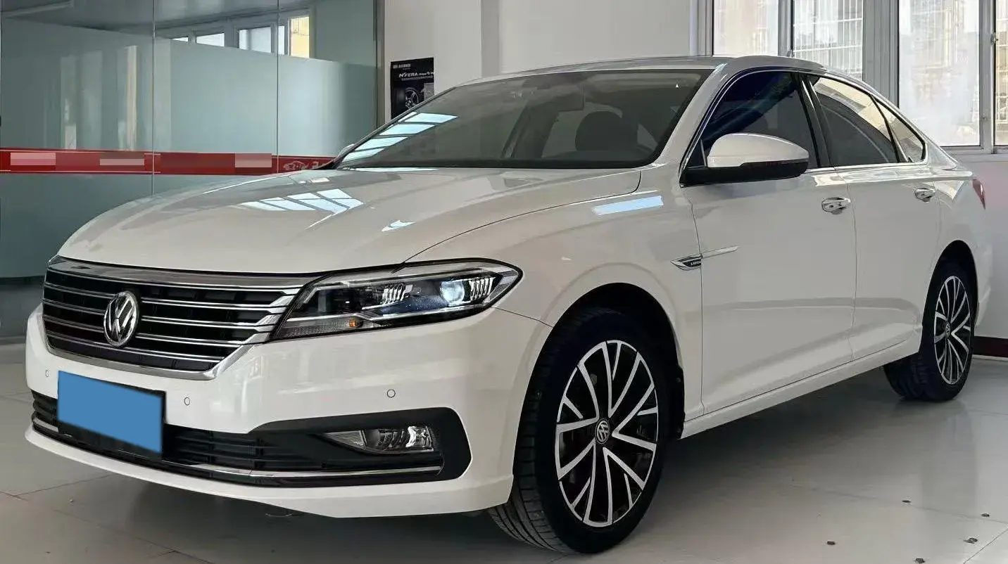 2019 VOLKSWAGEN LAVIDA view 1
