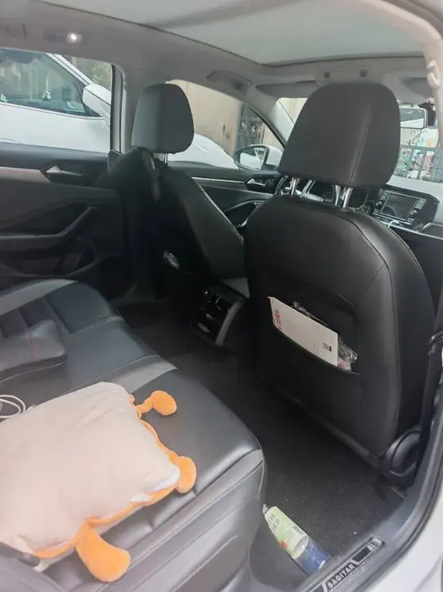 2019 VOLKSWAGEN SAGITAR thumbnail 4