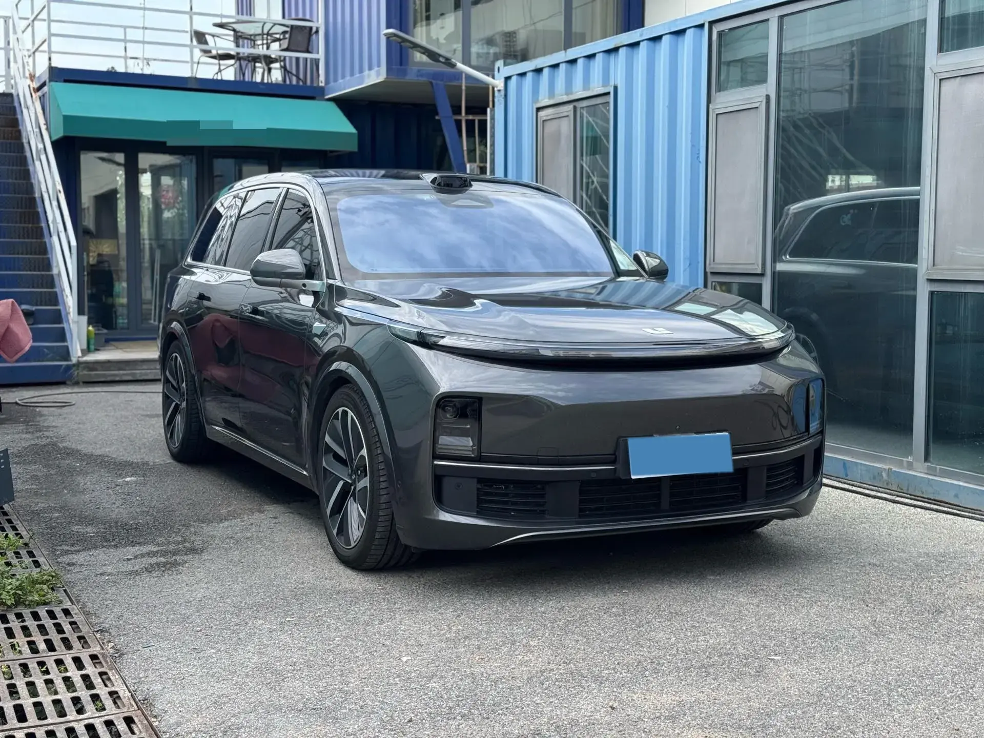 2022 LI L9 thumbnail 3