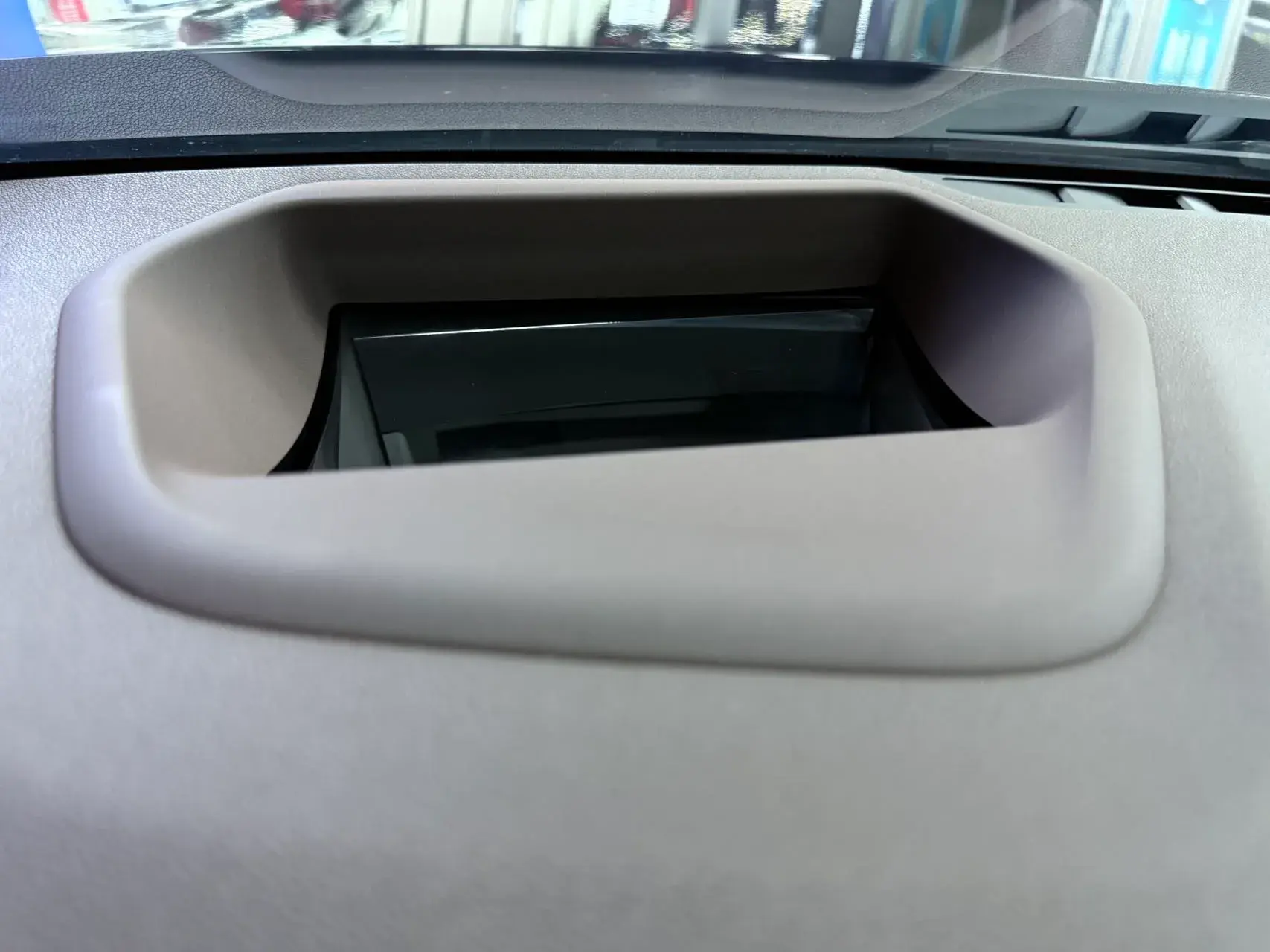 2021 BMW 5 thumbnail 3