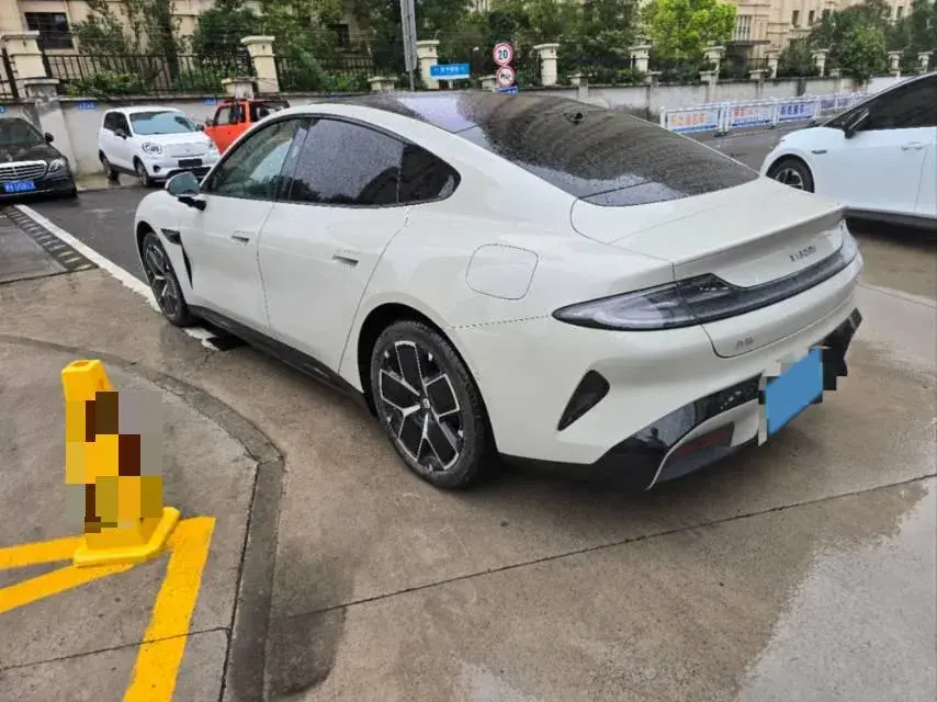 2024 MI SU7 thumbnail 3