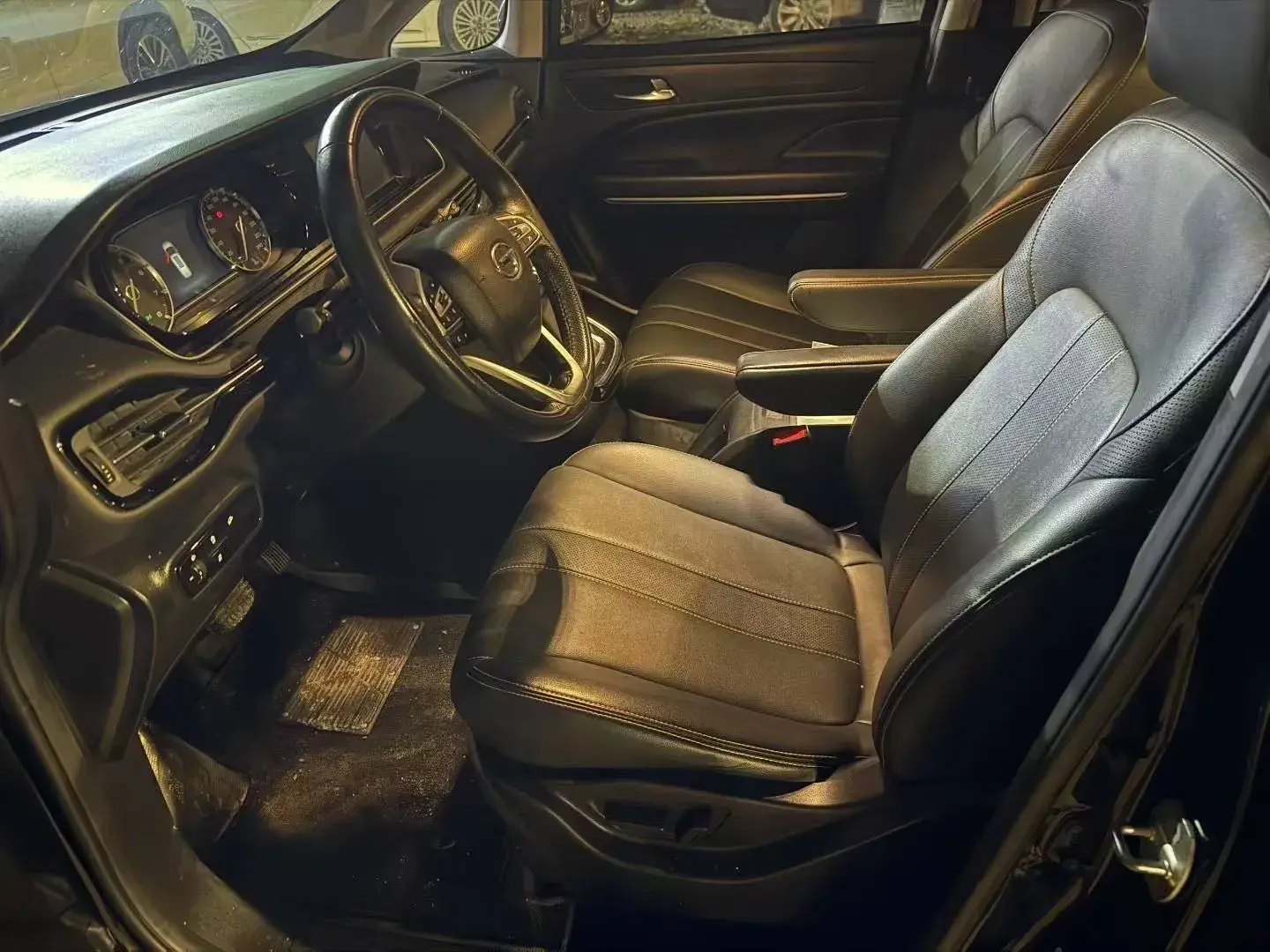 2021 GAC TRUMPCHI thumbnail 3