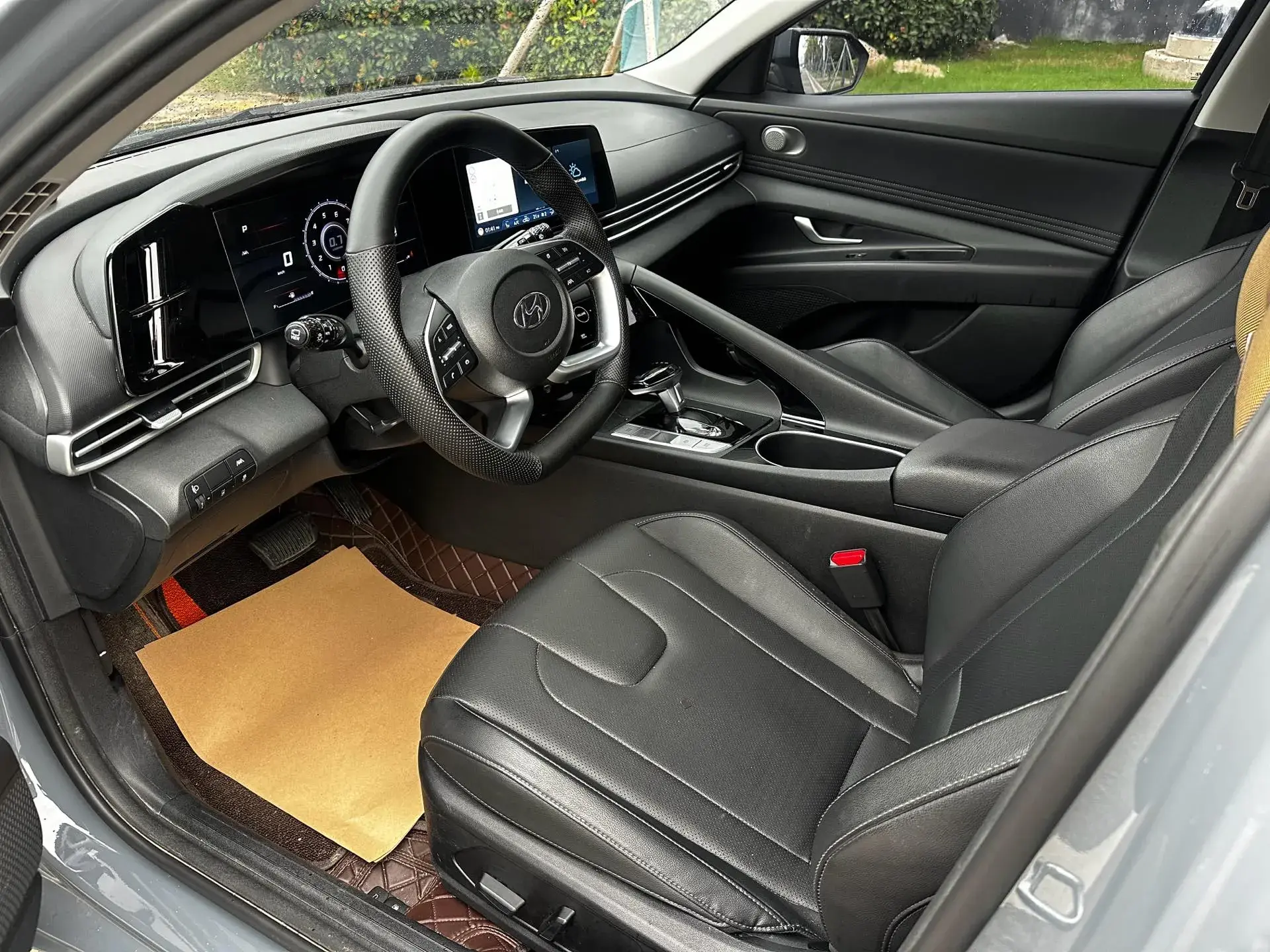 2022 HYUNDAI ELANTRA thumbnail 4