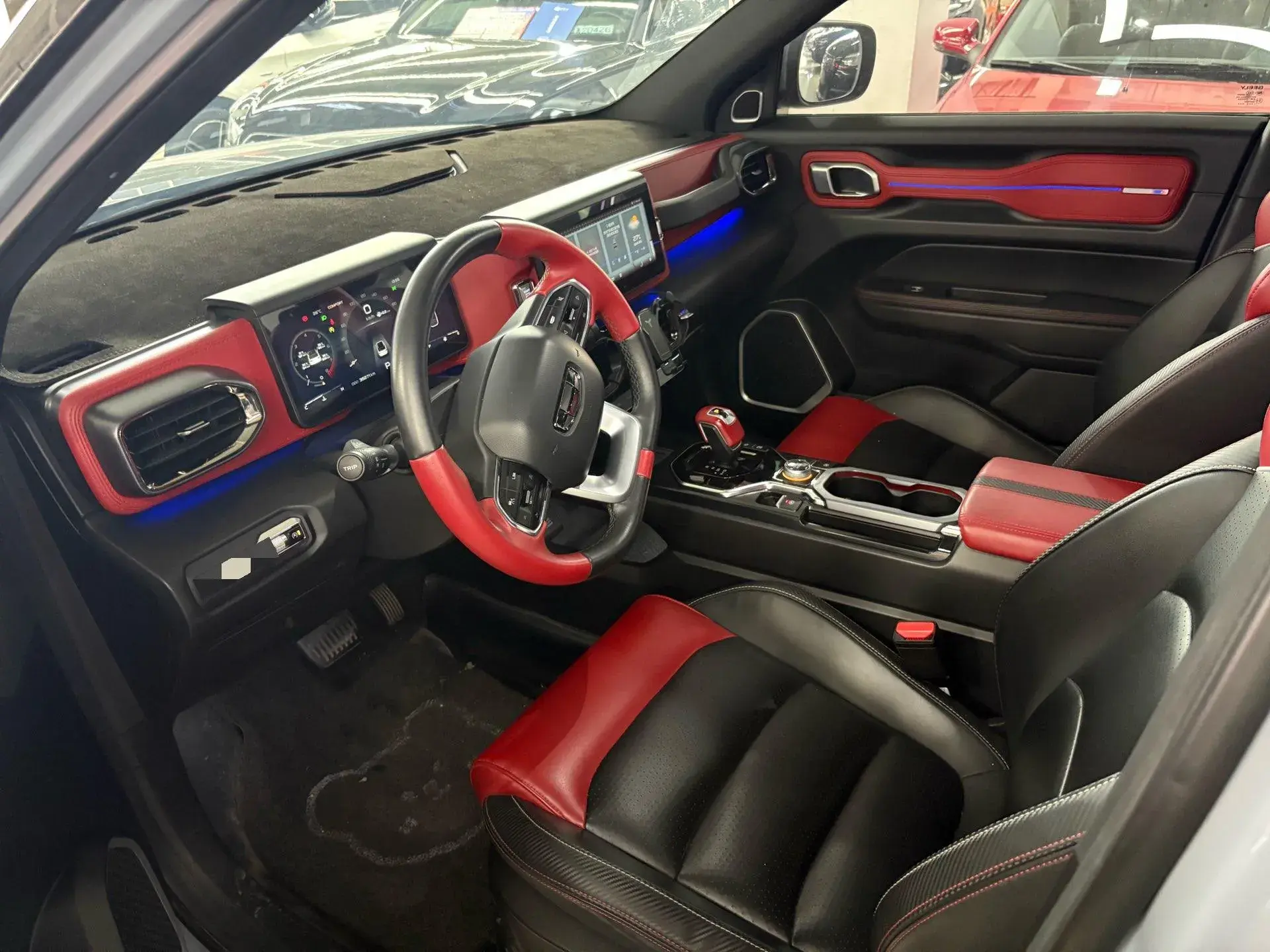 2020 GEELY ICON thumbnail 4