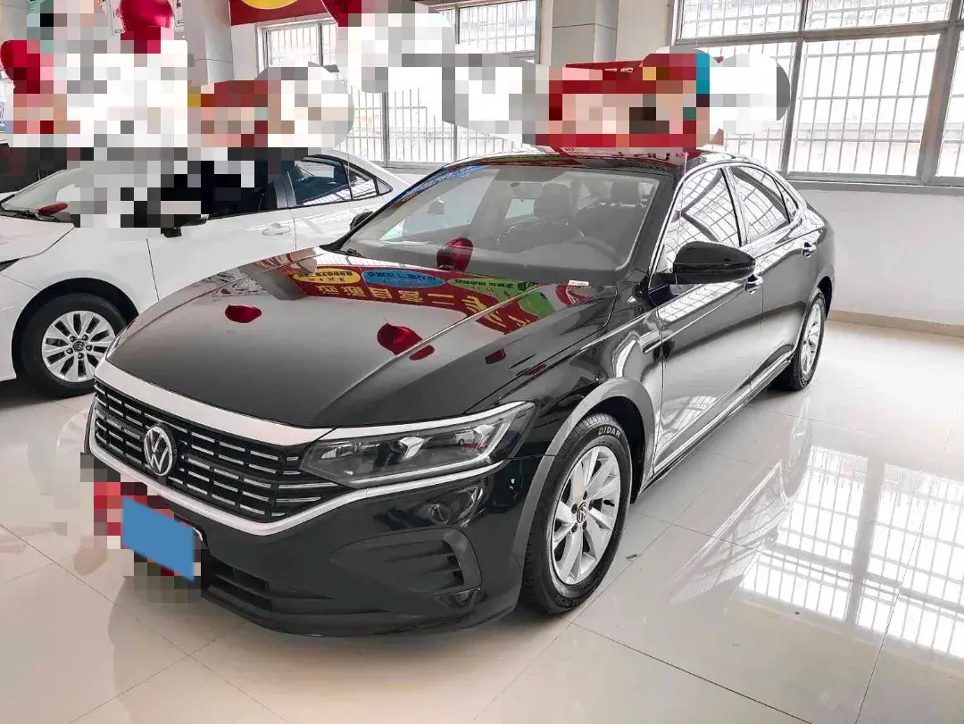 2022 VOLKSWAGEN PASSAT view 1