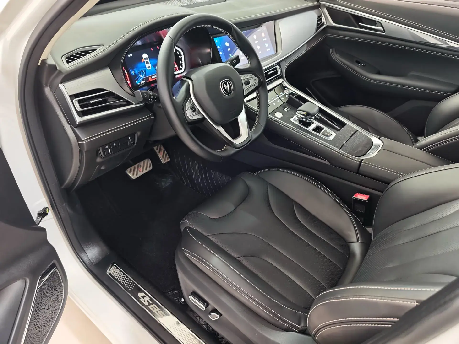 2021 CHANGAN CS85 thumbnail 2