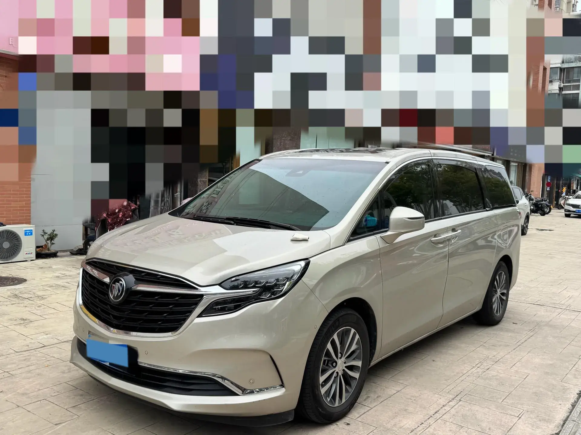 2022 BUICK GL8 view 1