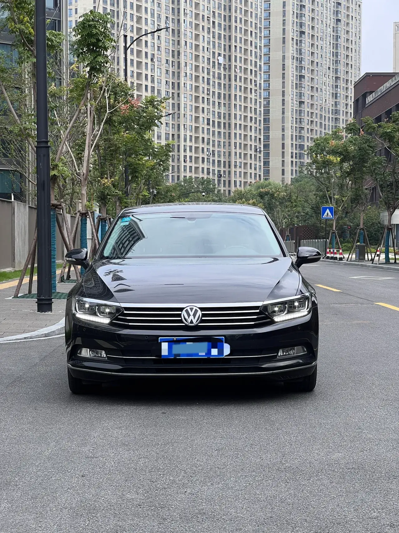 2017 VOLKSWAGEN MAGOTAN thumbnail 2