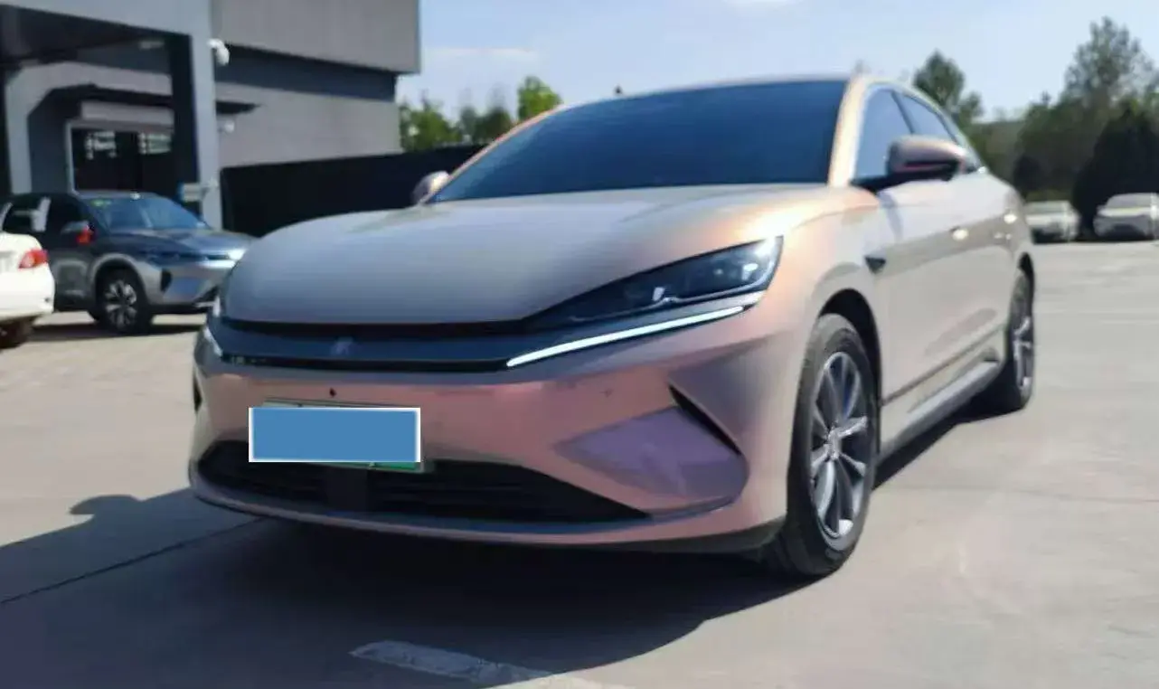 2025 BYD QINL view 1