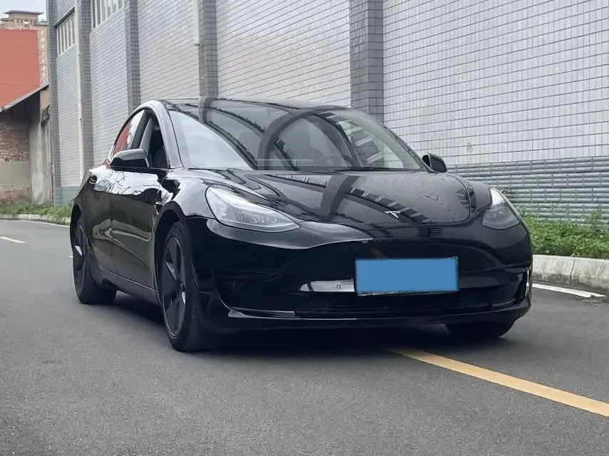 2022 TESLA MODEL thumbnail 2