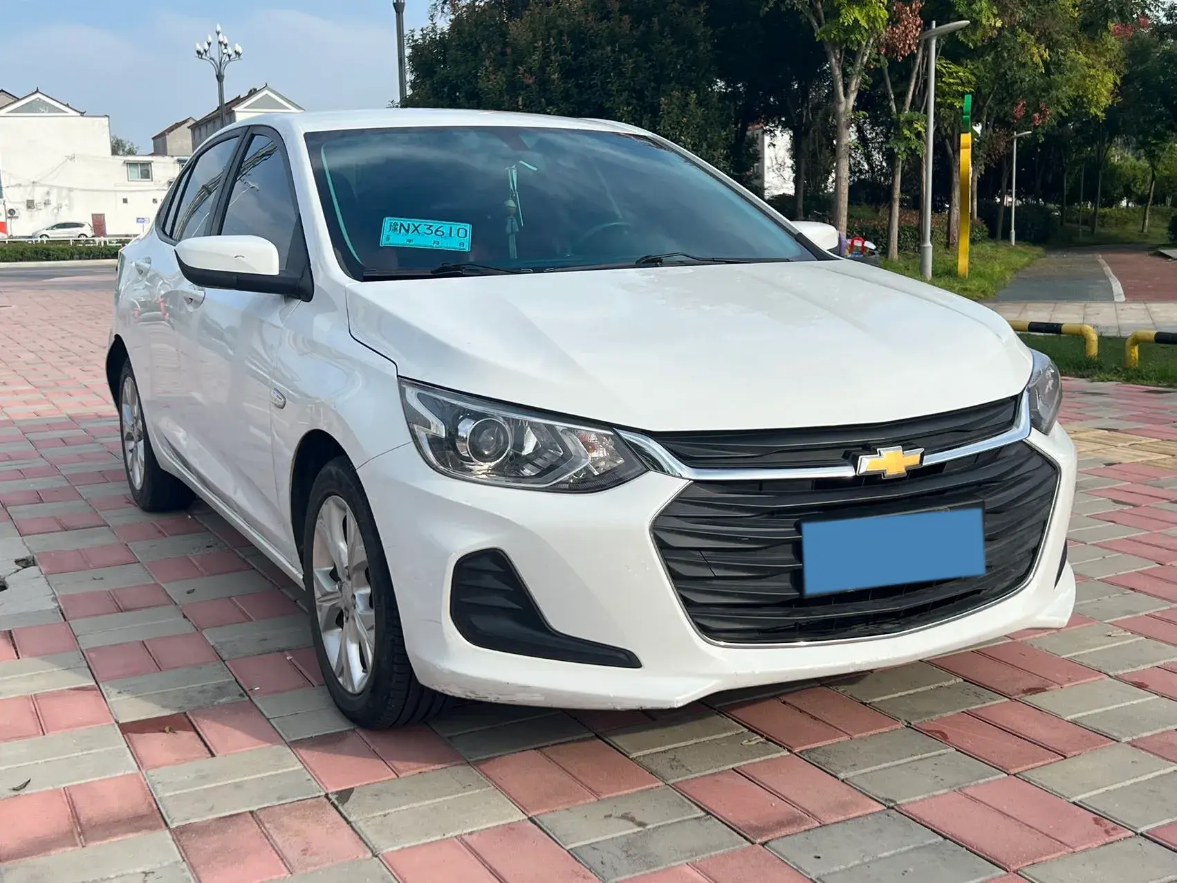 2020 CHEVROLET CAVALIER thumbnail 3