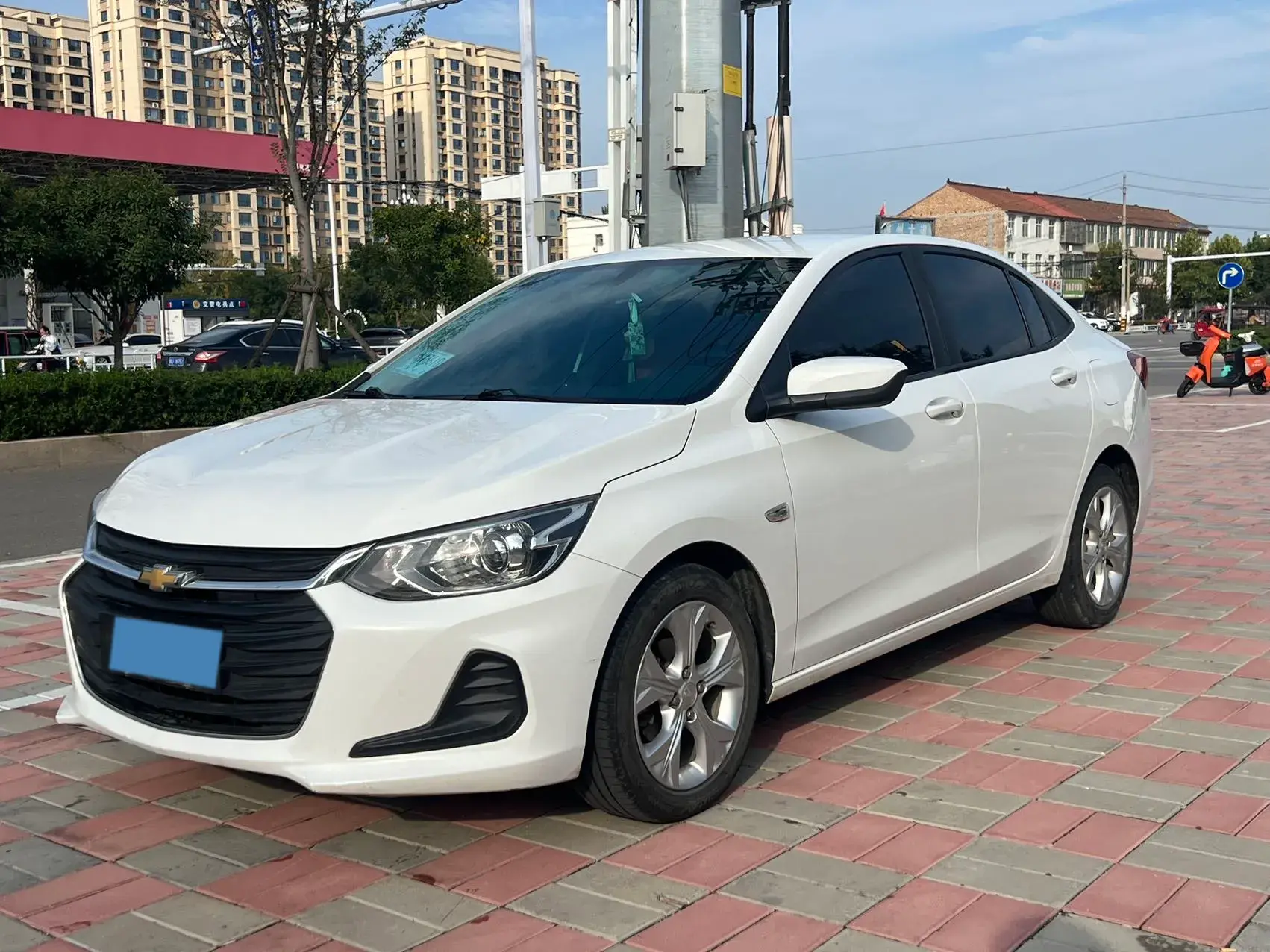 2020 CHEVROLET CAVALIER view 1