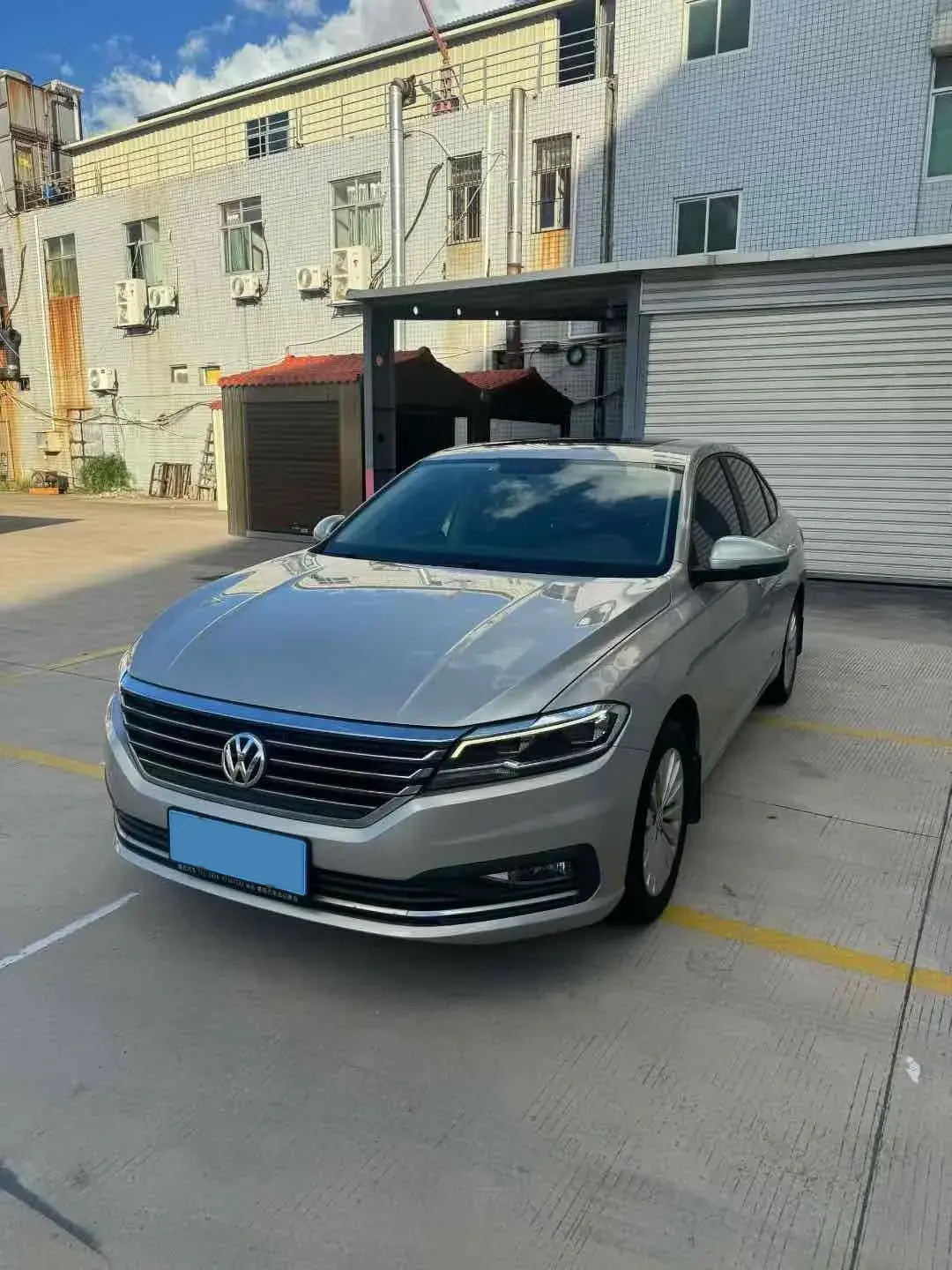 2019 VOLKSWAGEN LAVIDA view 1