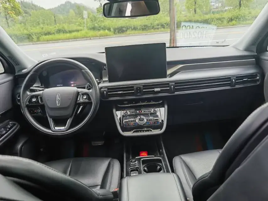 2022 LINCOLN CORSAIR thumbnail 4