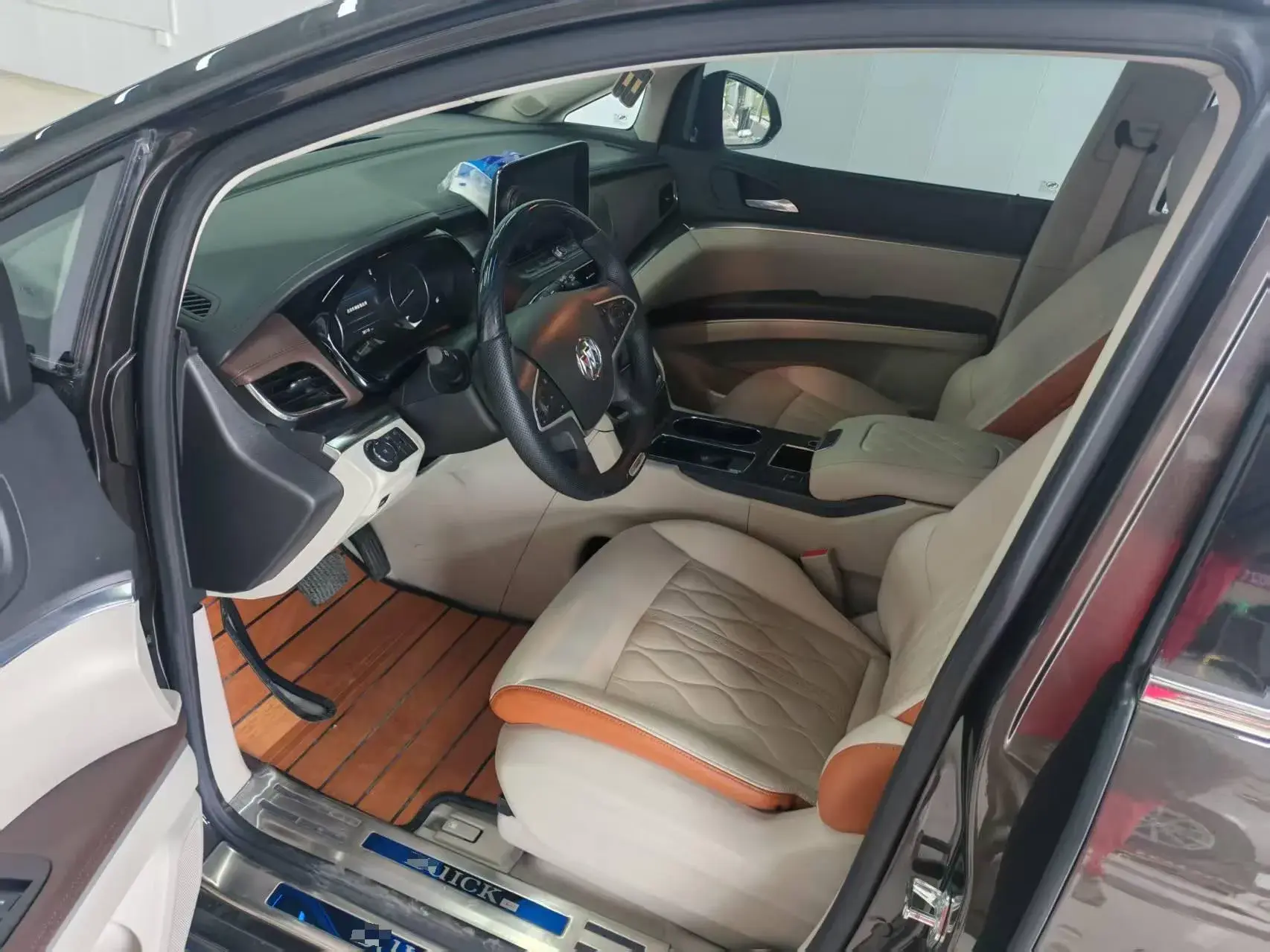 2021 BUICK GL8 thumbnail 2