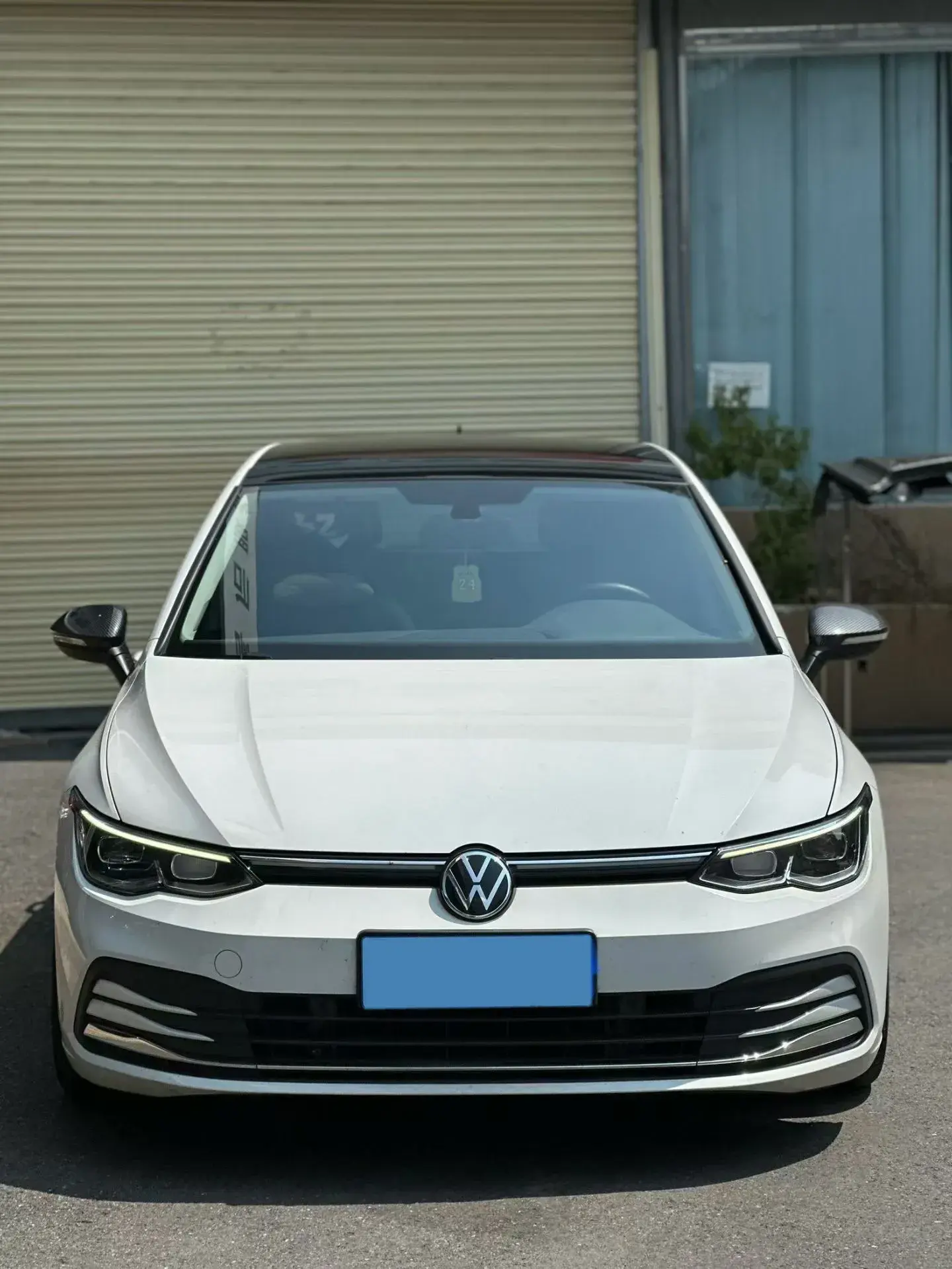 2021 VOLKSWAGEN GOLF thumbnail 2